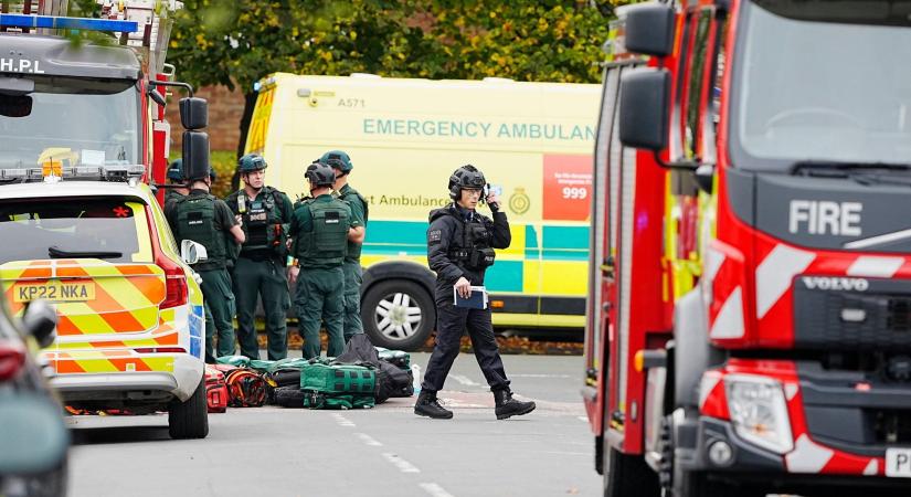 Terrorcselekményként kezelik a manchesteri zsinagógánál történt támadást