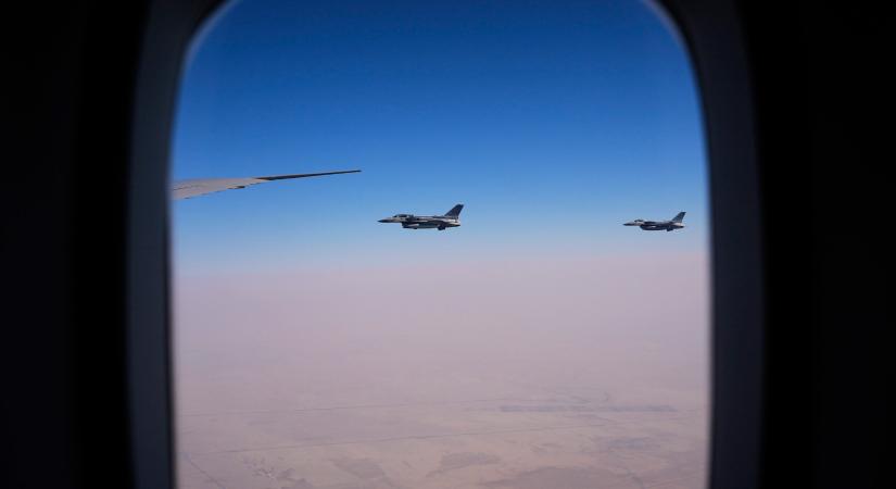 Újabb két F–16-os érkezett Szlovákiába, már a kétüléses változat is szolgálatban
