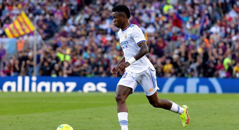 Most már állandó téma Vinícius Júnior Madridban, Xabi Alonso reagált
