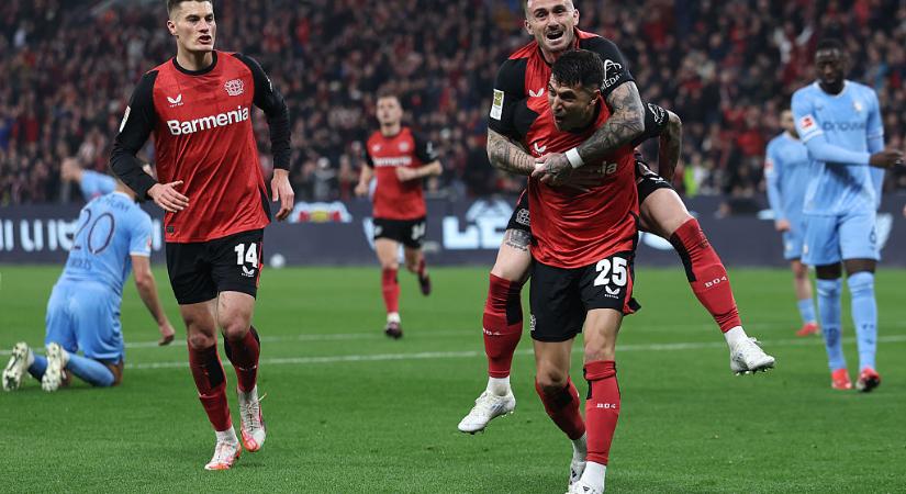 Bundesliga: hosszabbított középpályásával a Bayer Leverkusen! – Hivatalos