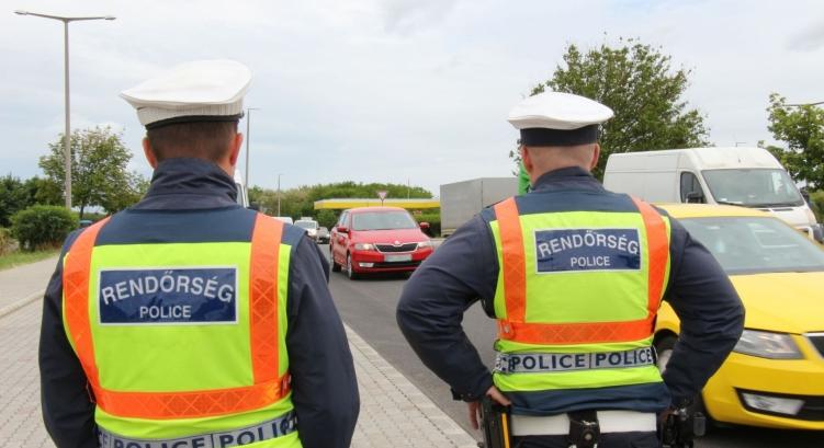 Nagy ellenőrzésbe kezd a rendőrség az utakon
