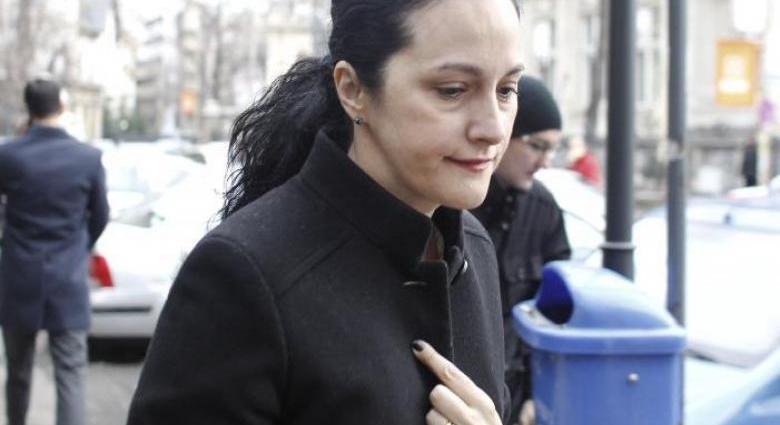 Alina Bica megúszta a börtönt