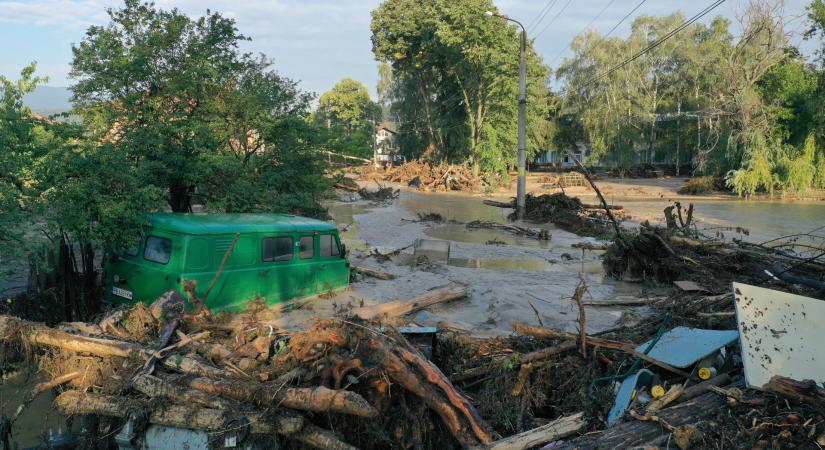 Iszonyatos ítéletidő csapott le a népszerű európai üdülőhelyre: többen meghaltak, kihirdették a szükségállapotot