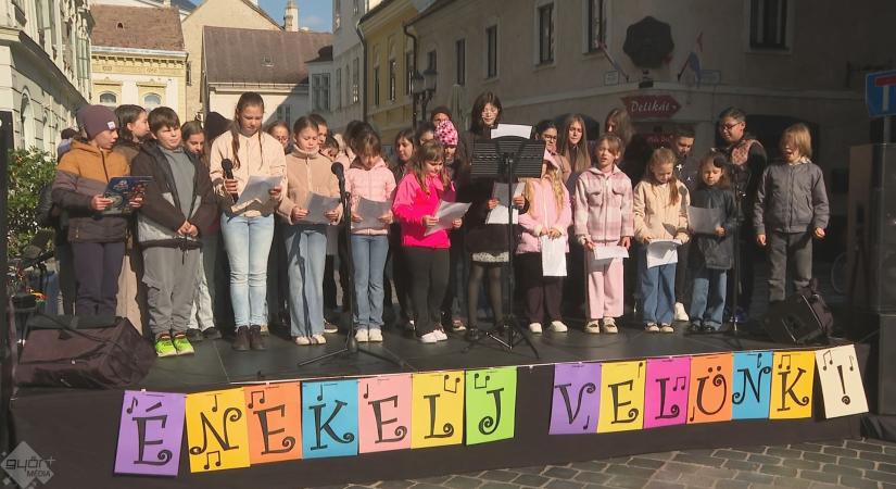 A zene eltünteti a falakat és a korlátokat