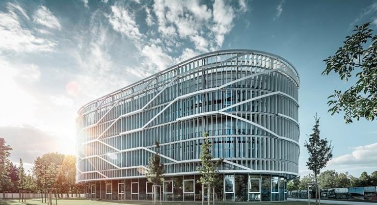 Újabb forrást biztosít a kormány a Neumann János Egyetem campusának befejezésére