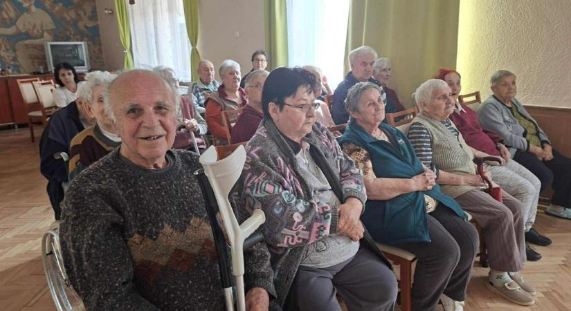 Zene, amely szívet és lelket nyit – koncert az idősek tiszteletére
