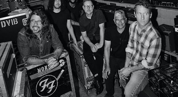 Koncert EP-vel jelentkezett a Foo Fighters
