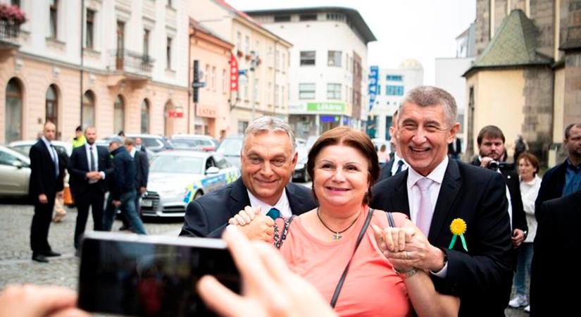 Nagy sikerben reménykedik Orbán Viktor szövetségese a cseh választáson
