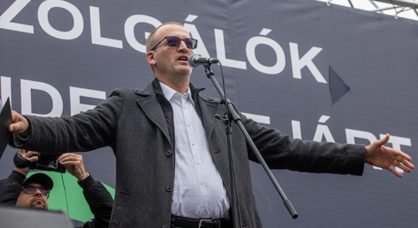 Hazaárulás felsőfokon: a Tisza teljesen behódolt Ukrajnának
