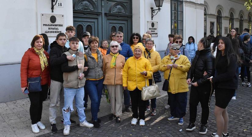 Nem kerül semmibe ez a rendkívül hatásos gyógyír, amiből mindenkinek jutott Jászberényben
