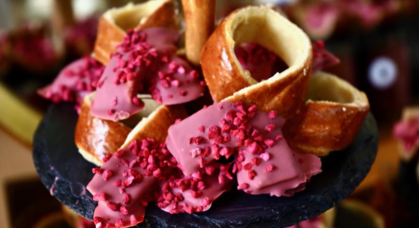 Pink kürtőskalácsokkal és desszertekkel nyit a 12. Kürtőskalács Fesztivál