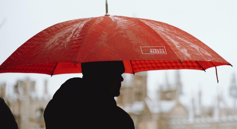 Így érkezik meg a hétvégi eső, óráról órára