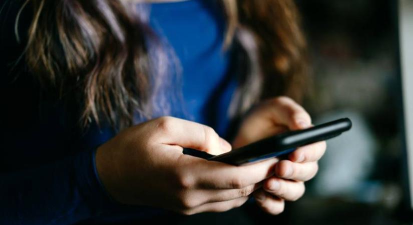 13 év alattiak a tini társkereső oldalakon: szexuális ragadozók férkőznének a bizalmukba