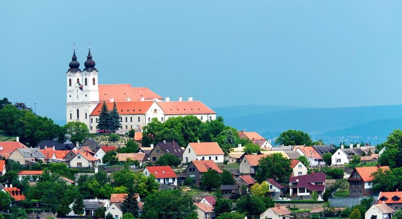 Katasztrófa közeleg Tihanynál, szakértő tisztázta a Balaton környékén kialakult állapotot?