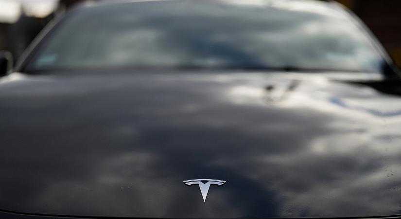 Kiszivárgott: íme a Tesla „olcsó” autója