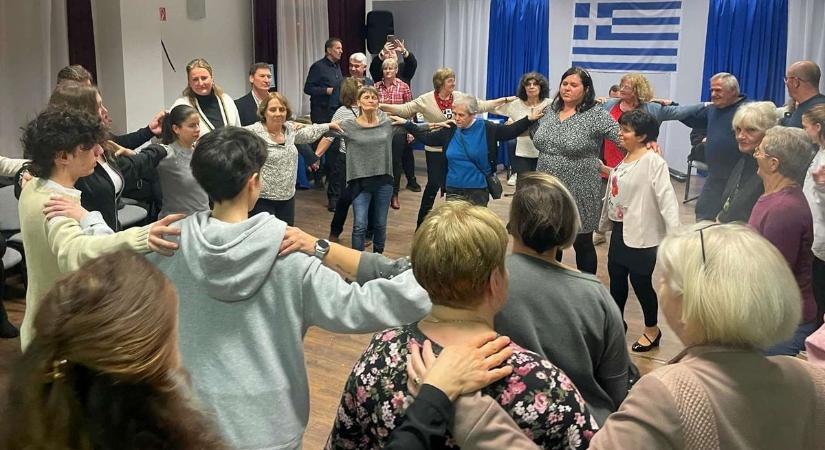 Hellász szívverése adja a zene és a tánc ritmusát Nyíregyházán