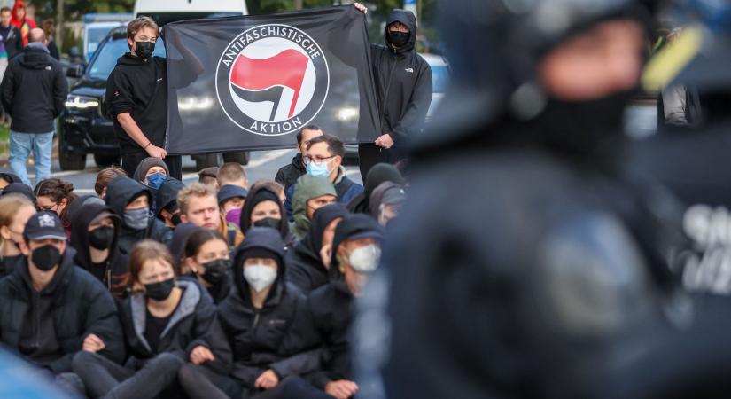 Csak zabáltok és vedeltek – Mi az az Antifa, és mekkora veszélyt jelent valójában?