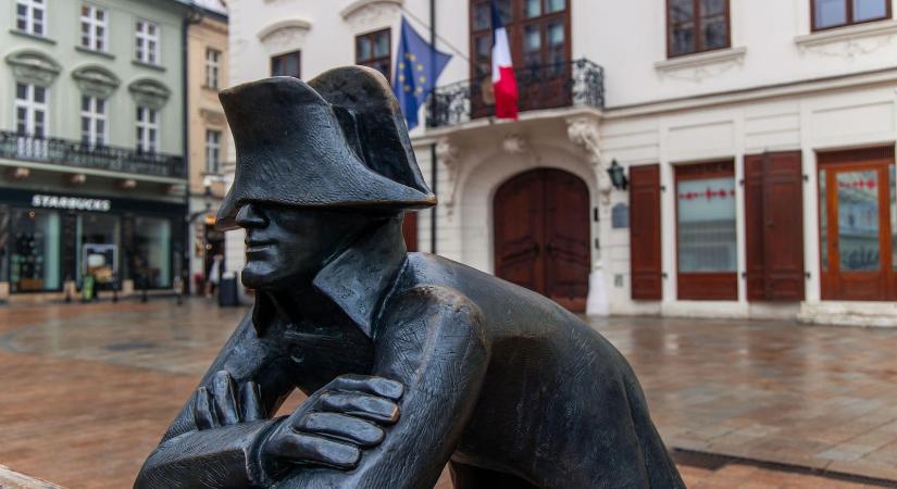 Felnyitották Napóleon sírját, kép készült a rettenetes látványról, amit benne találtak