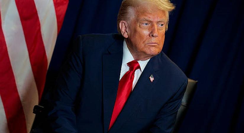 Pert indítottak Trump 100 ezer dolláros vízumdíja ellen