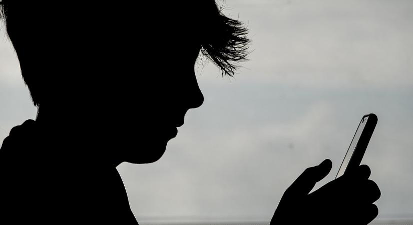 „A TikTok olyan, mint a heroin”: újabb uniós ország léphet a tiltás útjára