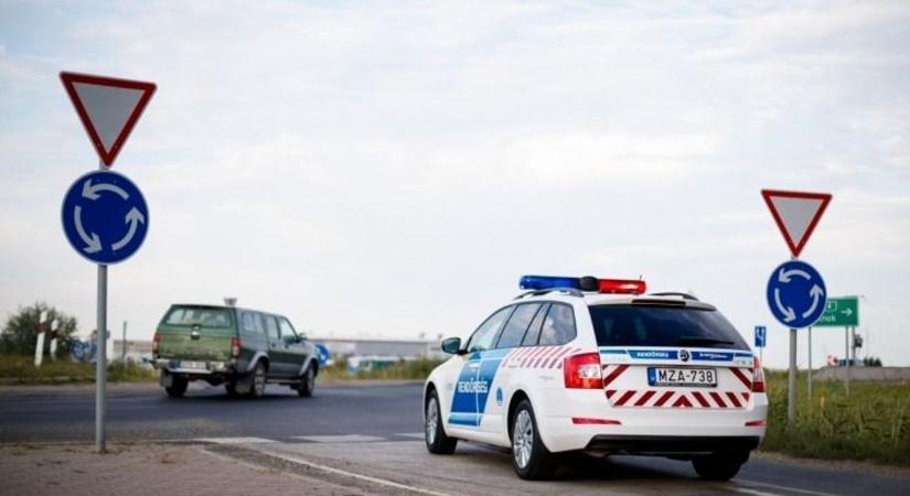Aki nem tertja be a szabályt, 3 büntetőpontra és több tízerzer forintos bírságra számíthat október 6-tól