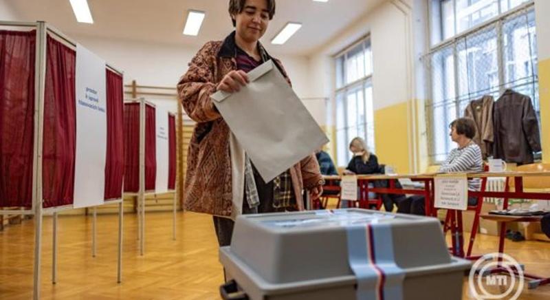 Csehországban az ellenzéki ANO sikerét jelzik a részeredmények