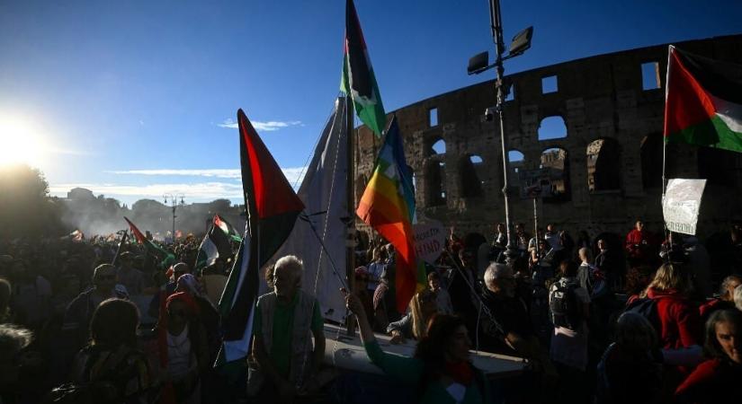 Több mint száz embert toloncolt ki Izrael a segélyflotilla aktivistái közül