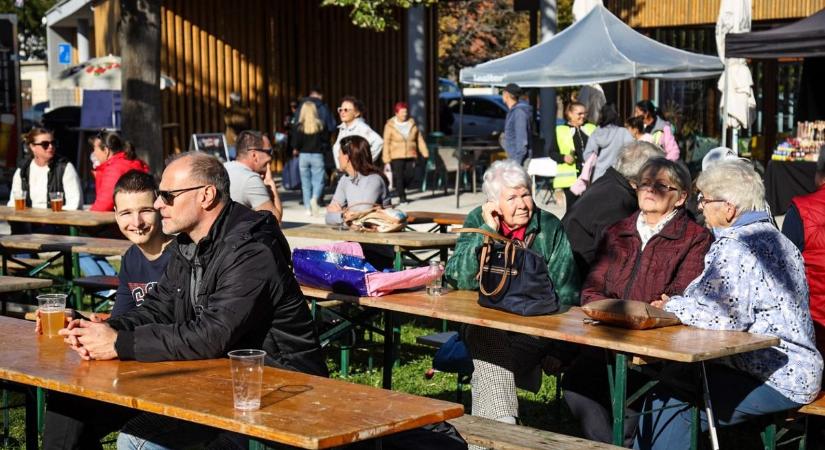 Két rendezvény, egy helyszín: hangulatosan telt a nap a szolnoki Ormos Imre parkban – galériával