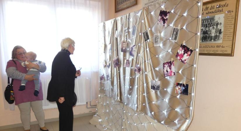 Megható pillanatok a Símity-dinasztia csikériai találkozóján – fotók
