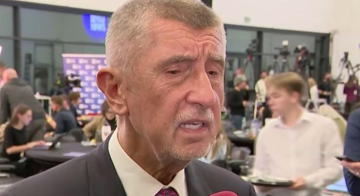 Cseh választás: egyértelmű az ANO párt előnye  videó
