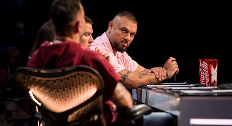 Gáspár Laci előkapta a homokóráját, majdnem dimenziót váltott