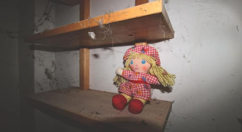 Néma nyarak – kísérteties kemping nyomai a múltból