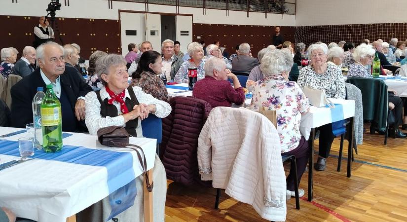 Munkájukkal, emberségükkel építették a falut