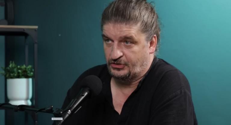 Novák Péter a Ficzere podcastben: A civilizációban valami eltört, felfelé nyalunk, lefelé rúgun