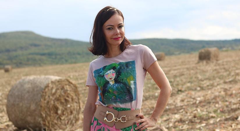 Siófokról indul a divatforradalom – festett ruhák a fast fashion helyett (sonline.hu)