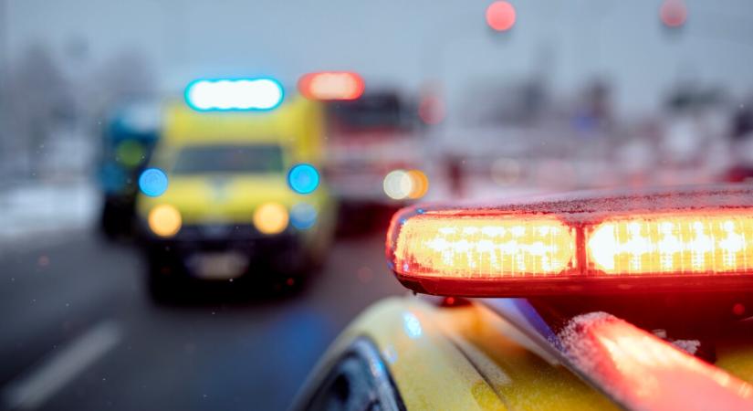 Elszabadult sörpad okozott balesetet az autópályán