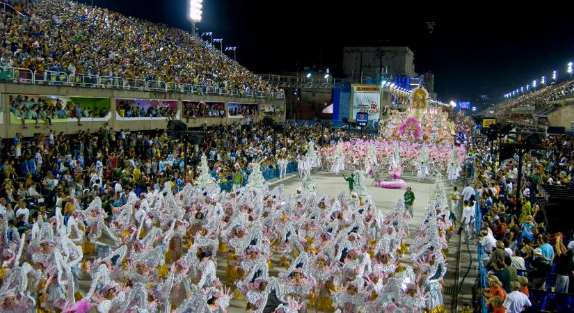 Lefújták a riói karnevált