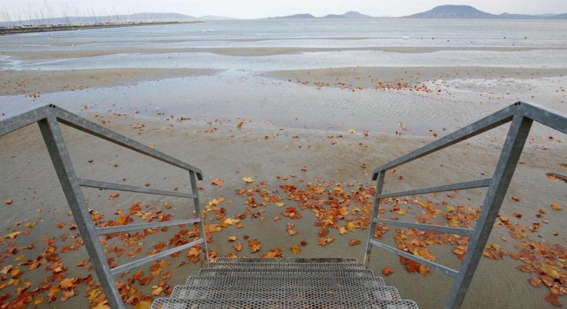 Tovább fogy a Balaton