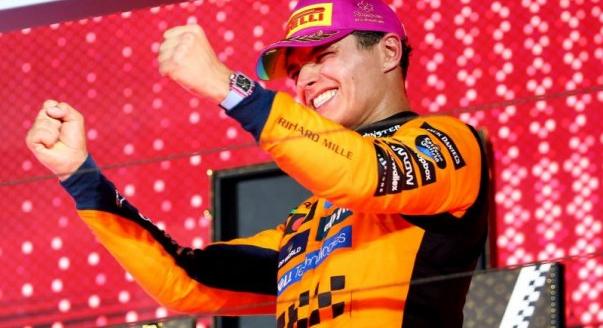 Az F1-es világbajnoki pontversenyek állása a Szingapúri Nagydíj után