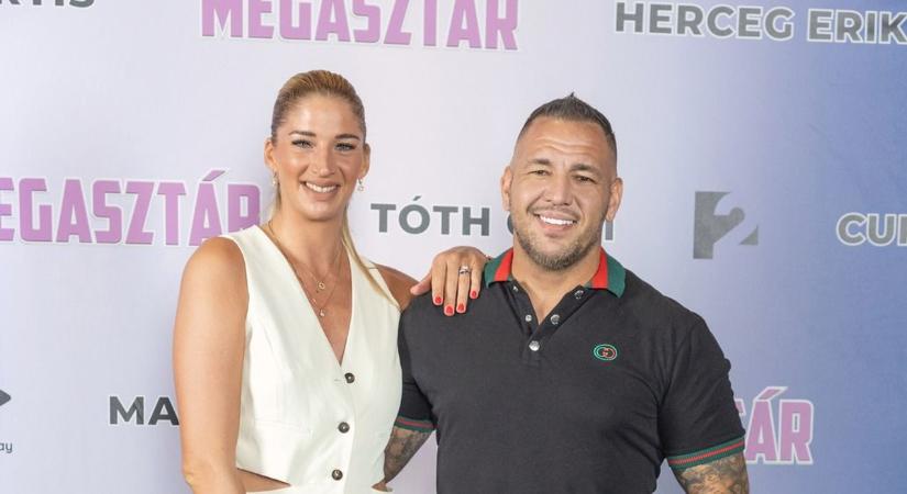 Curtis felesége lebuktatta Jákob Zolit, hatodszor is apuka lett az énekes, és nem várt személy jelent meg a temetésen – Heti Top