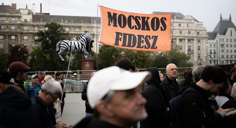 Tüntetnek Puzsér Róberték, váratlan név a felszólalók között