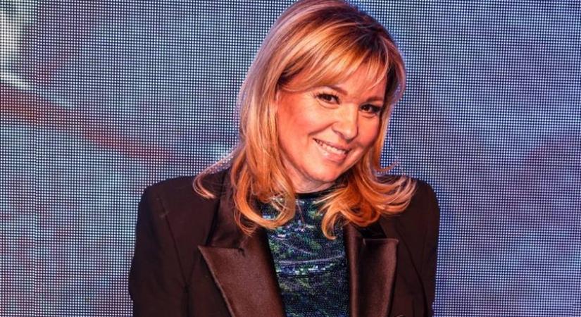 Liptai Claudia 19 éves lánya falatnyi kis feketében: Panka bevállalta a combvillantást