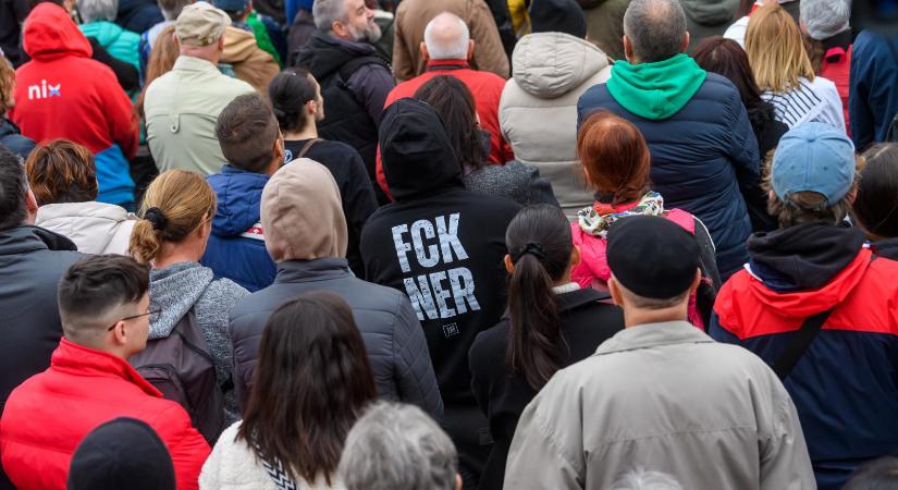 „Rohadtul elegünk van abból, hogy ciklusokon átívelően nem tekintenek minket a magyar nemzet részének”