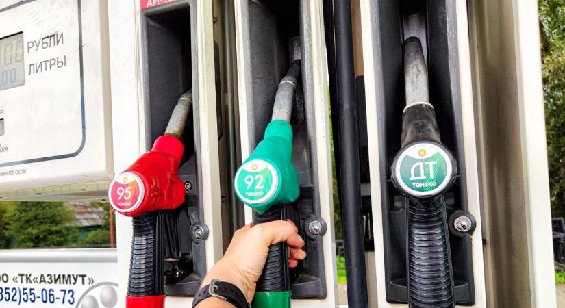 Dráma: már feleannyiba kerül az orosz üzemanyag, mint a magyar