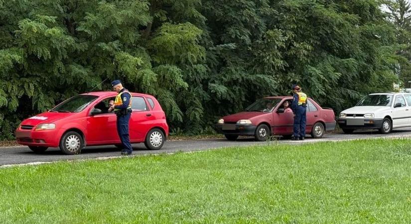 Botrányos közlekedési magatartások – razziák és balesetek a figyelem középpontjában