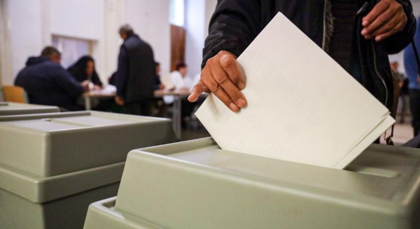 Megválasztották Tiszabura új polgármesterét és képviselő-testületét – galériával