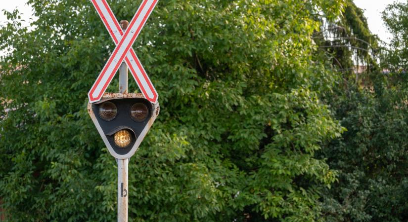 Tud még újat mutatni a MÁV: eltévedt a vonat, egész nap káosz volt