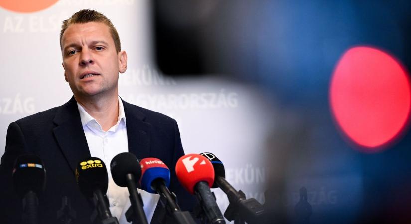 Menczer Tamás alaposan beolvasott Magyar Péternek (videó)