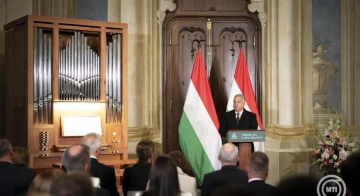 Orbán Viktor: Magyarország története és a kereszténység "egyazon szövet fonalai"