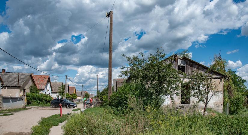 Aprópénzből igyekeznek valóra váltani Matolcsy György álmát